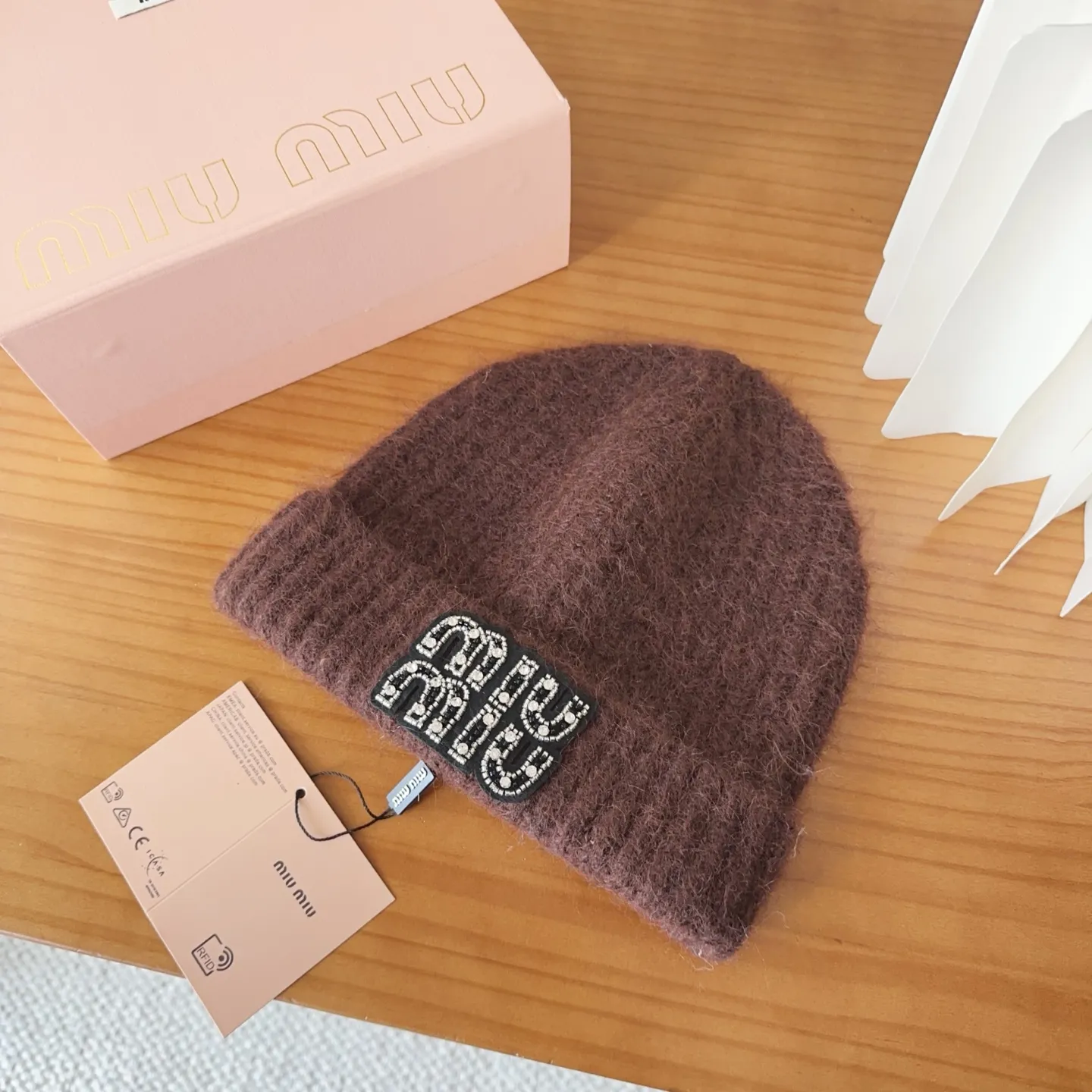 🉐️120 miumiu new autumn and winter knitted beanie This is so cute! The earmuffs are such a beauty! Soft and waxy