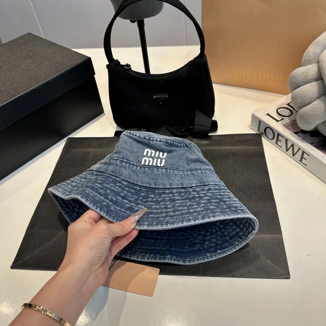 P60 miumiu high-end denim fisherman hat, original quality, head circumference 57cm