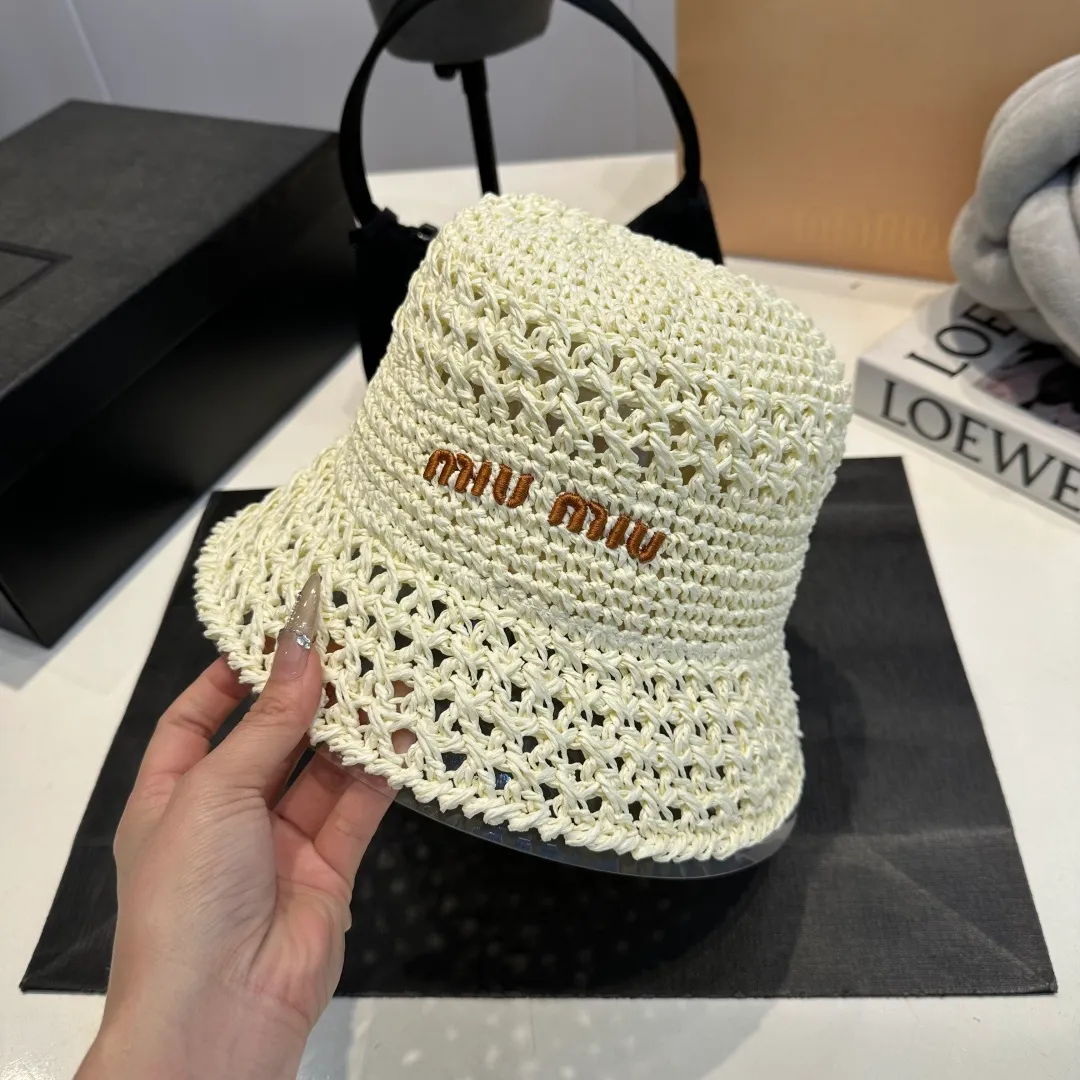 P60 miumiu embroidered handhook hat, ladylike round hat, high-end customization, head circumference 57cm