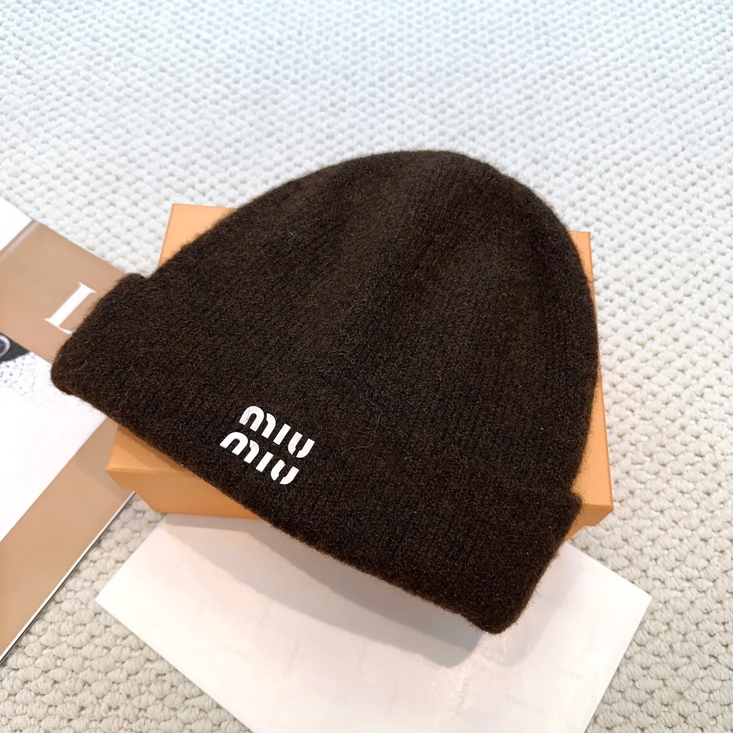 P50 miumiu new knitted hat! High-elastic fabric, classic colors, same style for men and women. Miu’s popular knitted hat! Xiaohongshu’s new product is released, it’s so 🉑️, high-elastic fabric, classic color