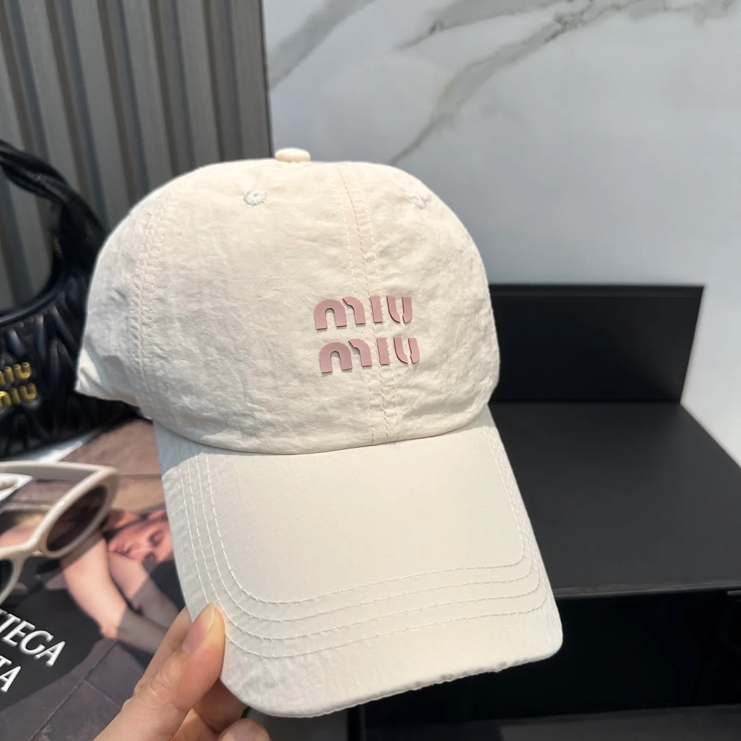 P60 miumiu new quick-drying simple baseball cap 🧢Light, breathable, trendy and versatile, Xiaohongshu grows grass, poison Get your boyfriend and cool together