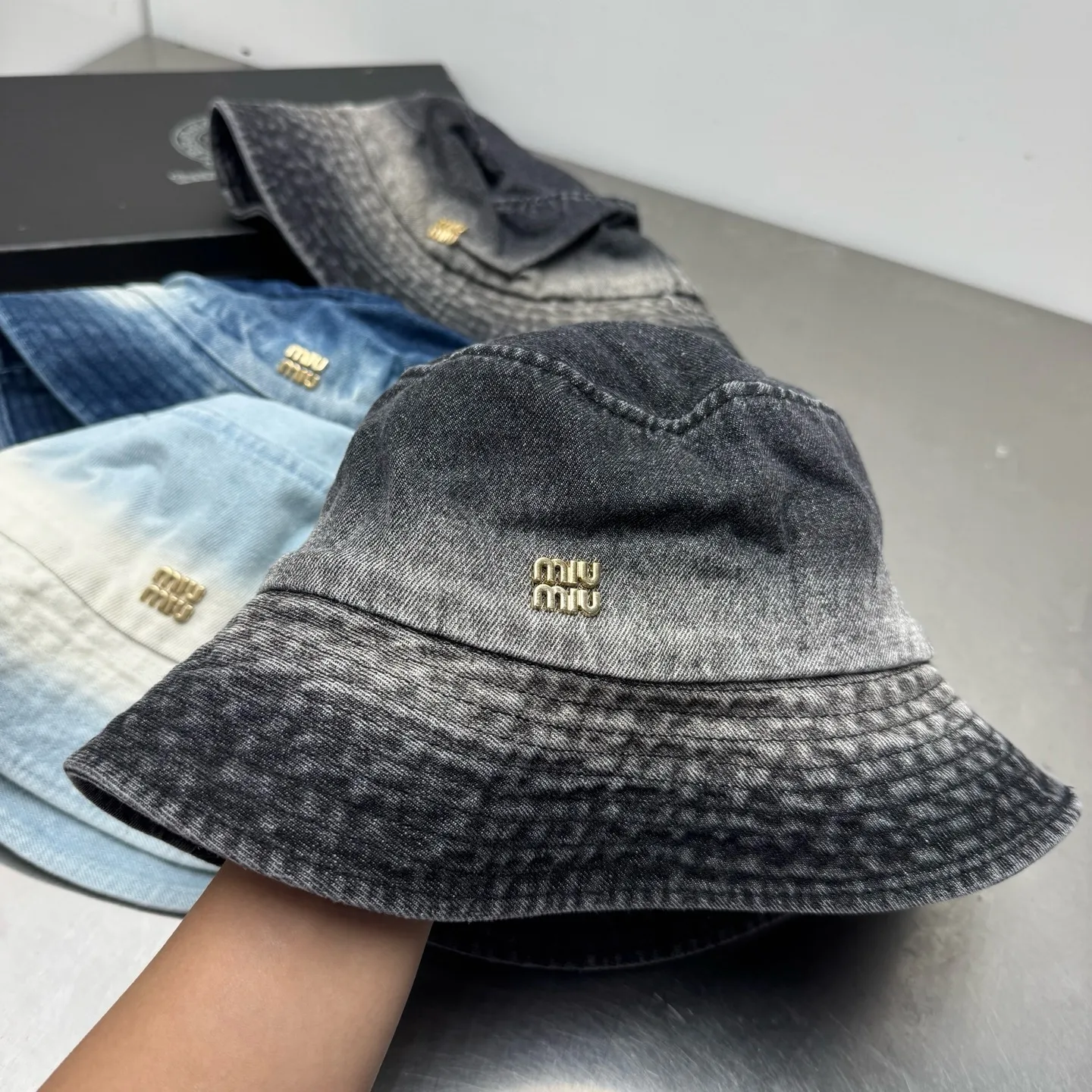 Miumiu spring and summer denim gradient bucket hat