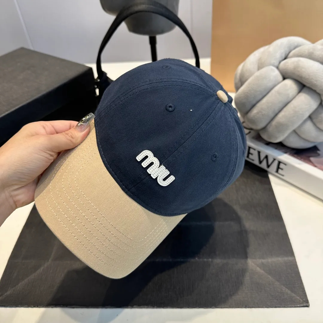 P60 miumiu new 25 spring and summer baseball cap, widened to show small head, new logo embroidery for spring and summer, same style for men and women