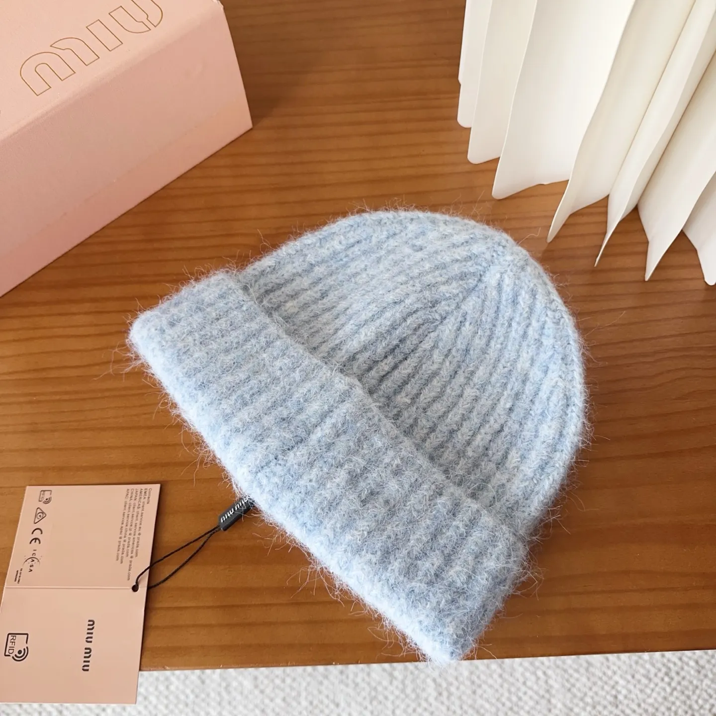 🉐️120 miumiu new autumn and winter knitted beanie This is so cute! The earmuffs are such a beauty! Soft and waxy