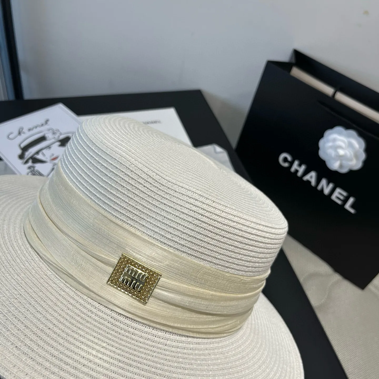 💰180¥ miumiu flat top hat, organza accessories, head circumference cm