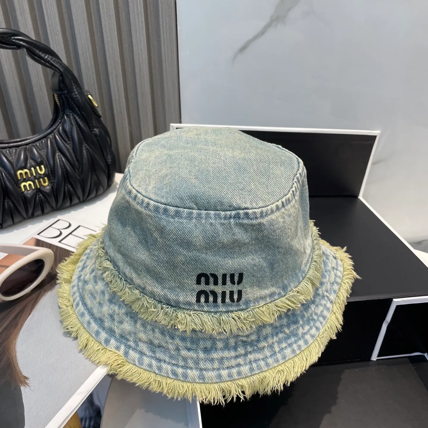 P66 💛 Comes with dust bag miumiu 2025 new washed soft denim men’s and women’s fisherman hat 🌈 Simple folding sunshade ~ a very textured one
