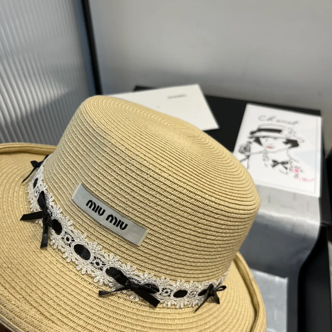 💰170¥ miumiu new flat-top straw hat, rolled-edge top hat, head circumference 57cm