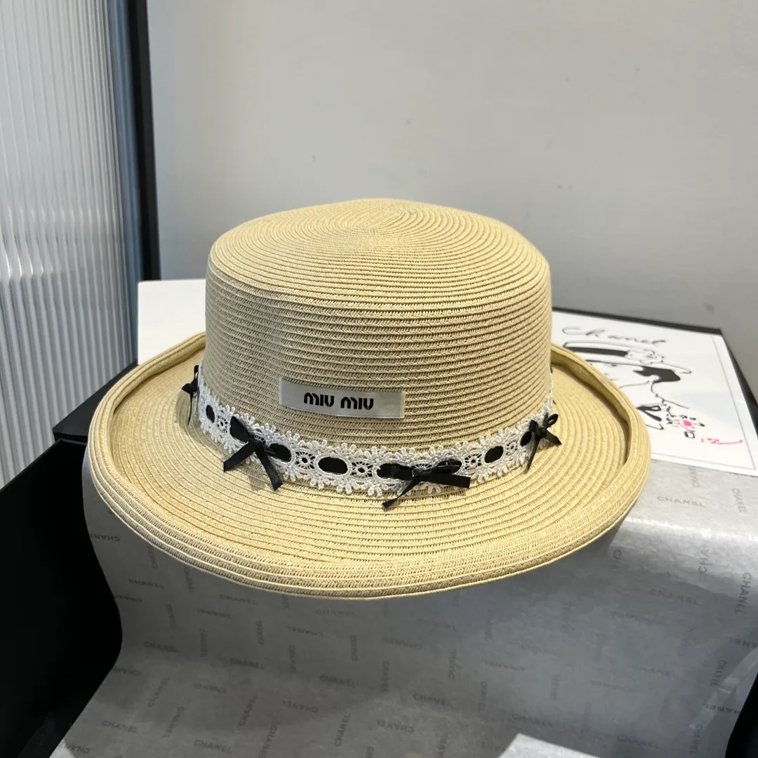 💰170¥ miumiu new flat-top straw hat, rolled-edge top hat, head circumference 57cm
