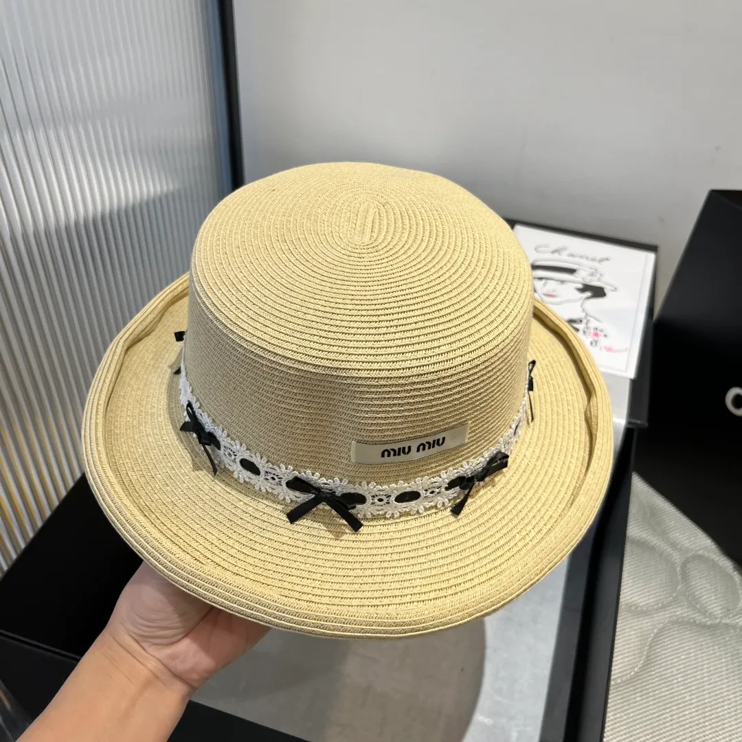 💰170¥ miumiu new flat-top straw hat, rolled-edge top hat, head circumference 57cm