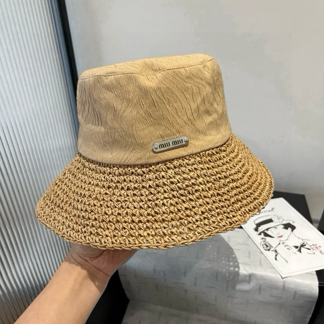 💰130¥ miumiu new fisherman hat, woven and spliced ​​gold fabric, head circumference 57cm