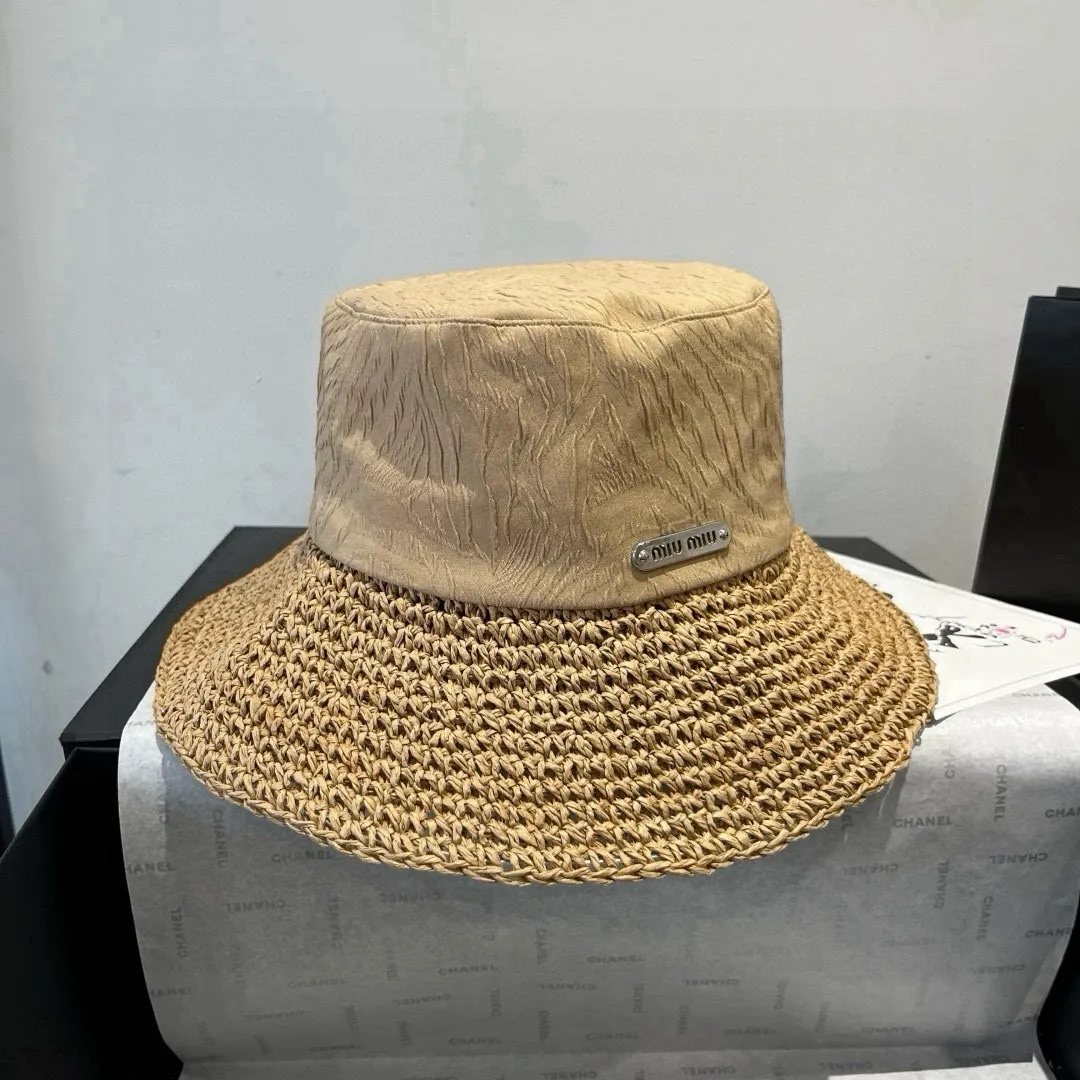💰130¥ miumiu new fisherman hat, woven and spliced ​​gold fabric, head circumference 57cm