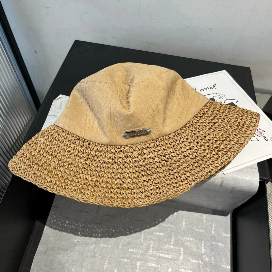 💰130¥ miumiu new fisherman hat, woven and spliced ​​gold fabric, head circumference 57cm