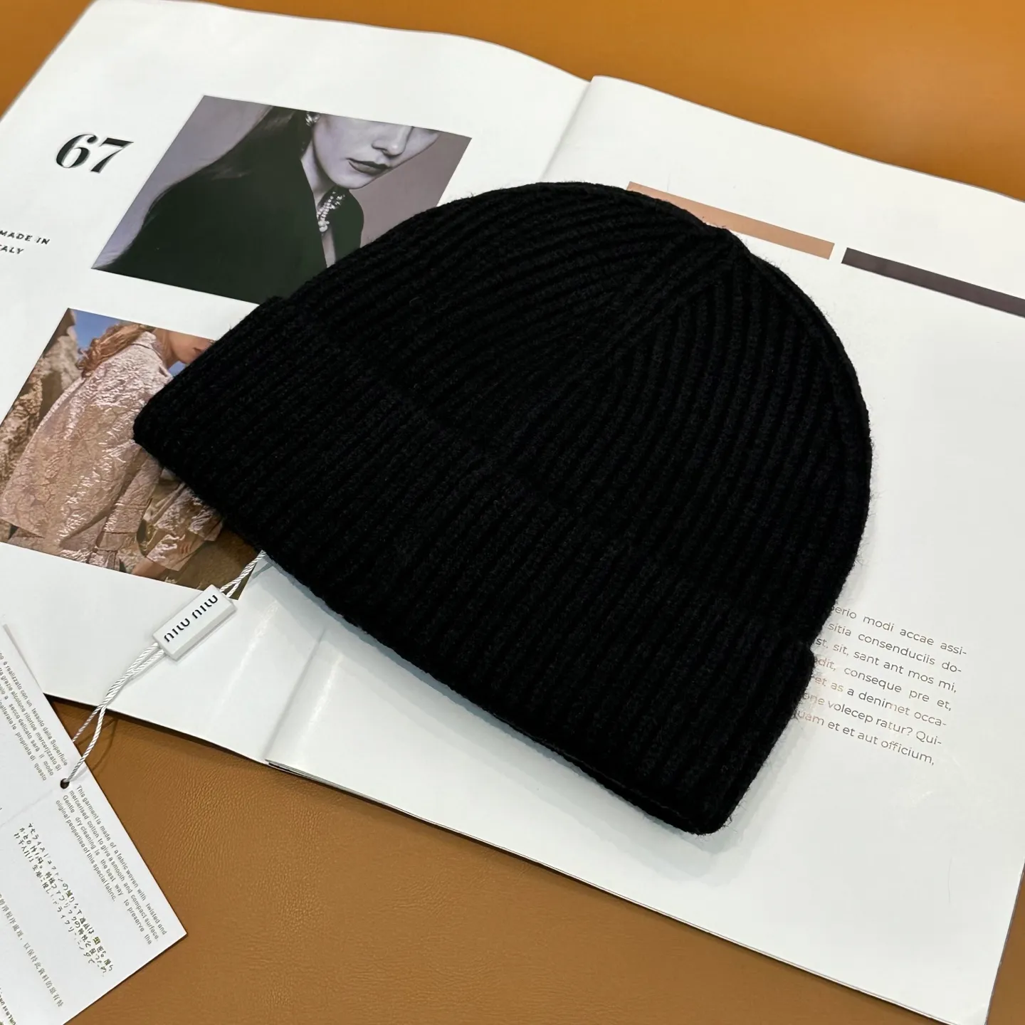 P66 miumiu Miu Miu counter's popular embroidered logo knitted hat! Xiaohongshu’s new product is released, it’s so 🉑️, high-elastic fabric, classic color