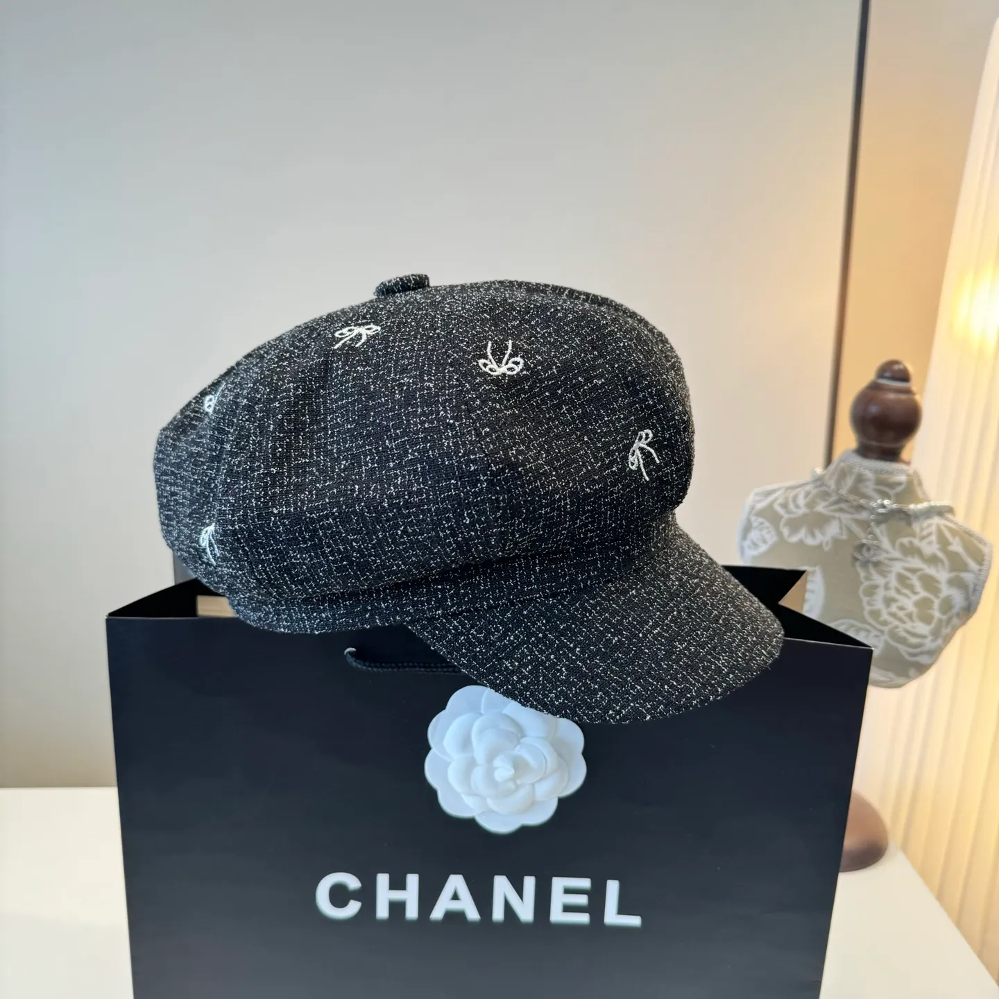 💰100¥ miumiu new duck bill painter's hat, high-end customization, head circumference 57cm