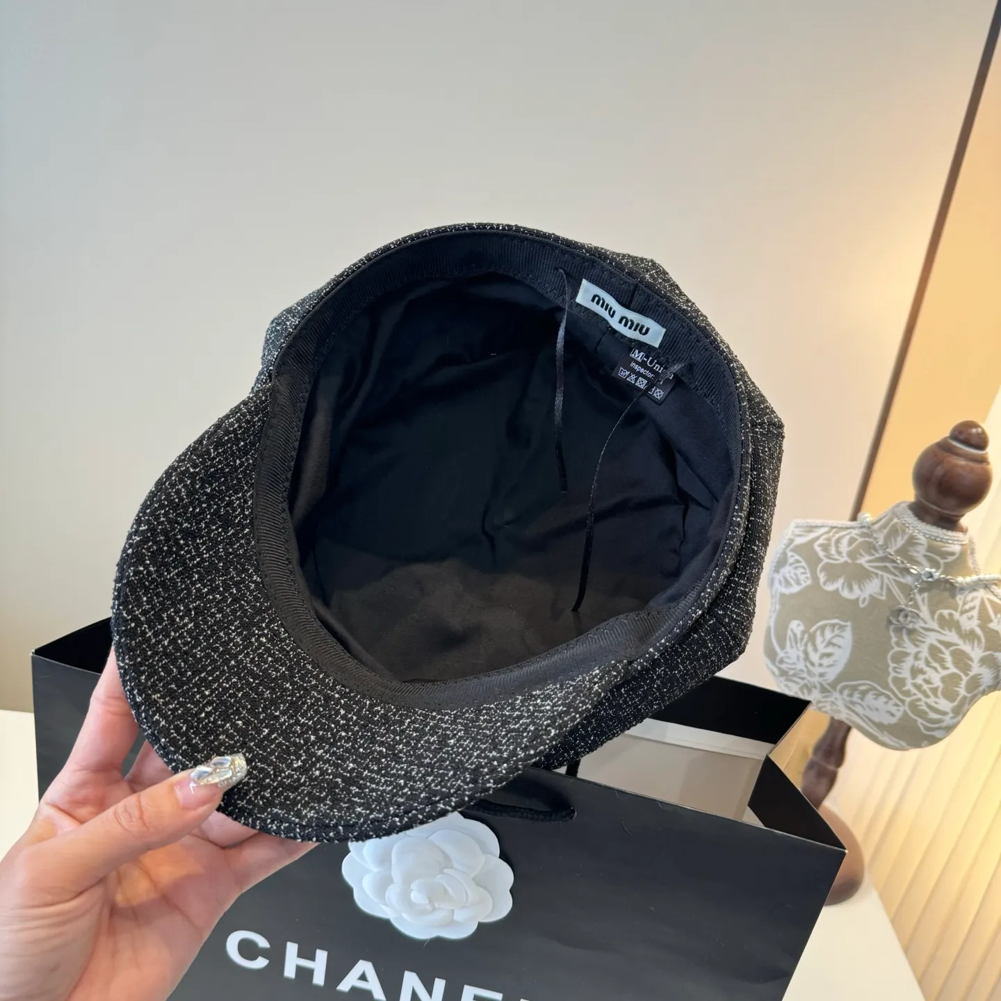💰100¥ miumiu new duck bill painter's hat, high-end customization, head circumference 57cm