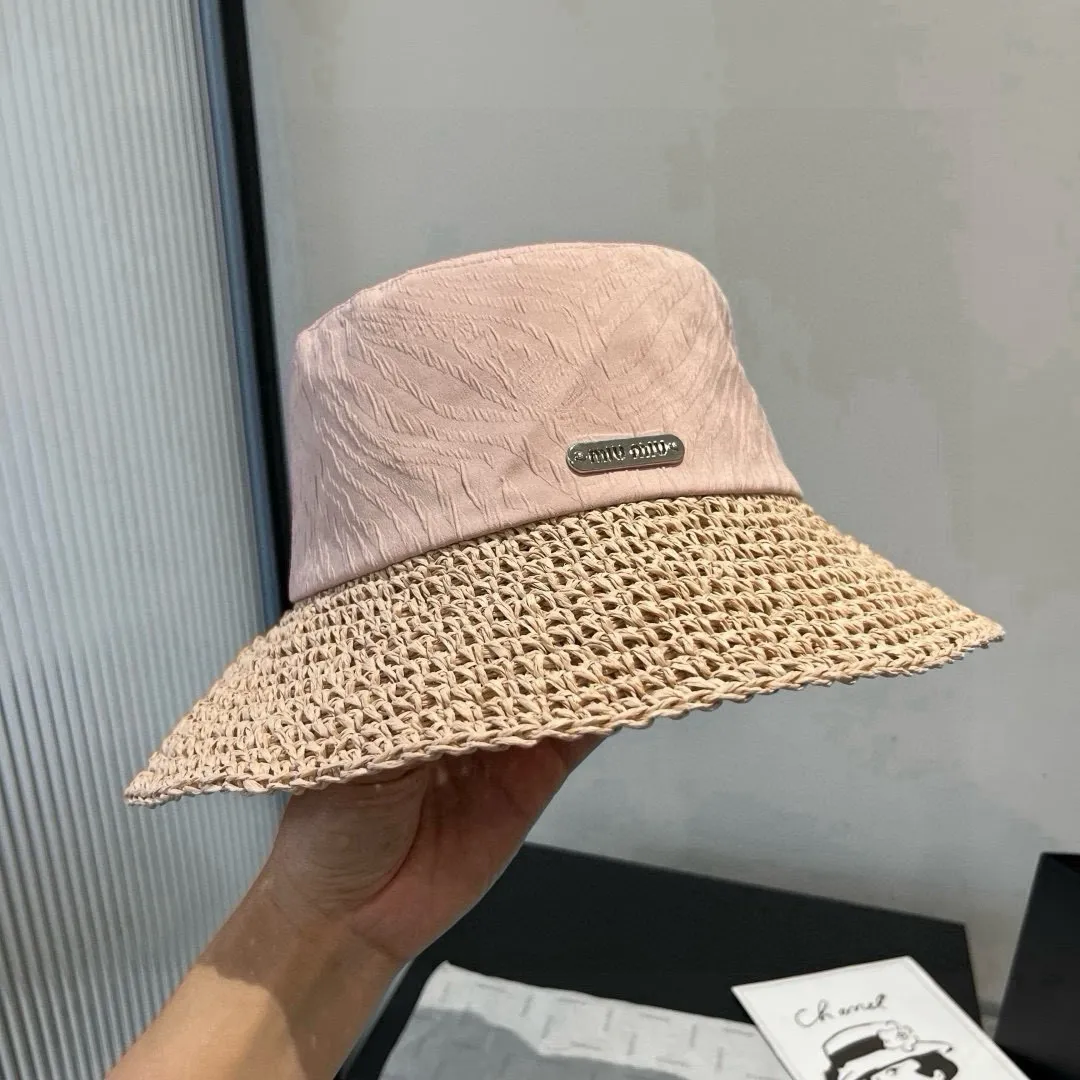 💰120¥ miumiu new fisherman hat, woven and spliced ​​gold fabric, head circumference 57cm
