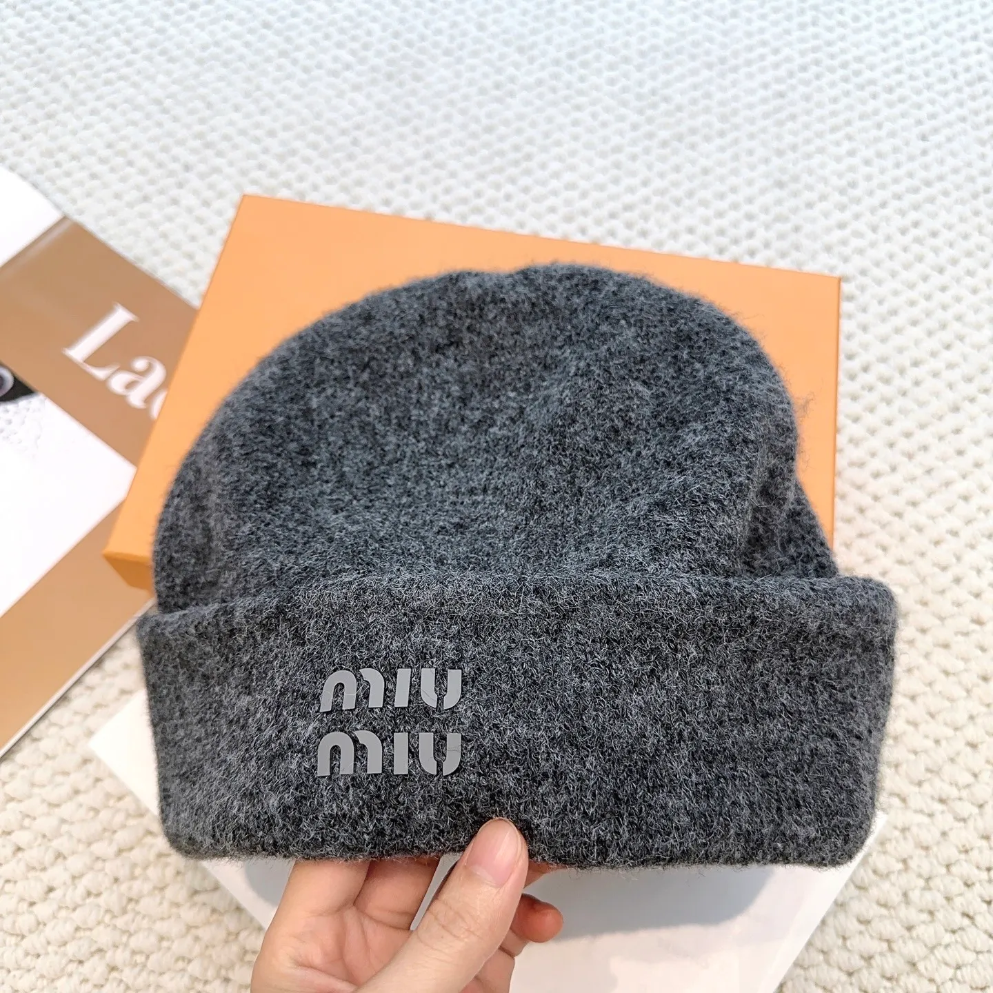 P60 miumiu new knitted hat! High-elastic fabric, classic colors, same style for men and women. Miu’s popular knitted hat! Xiaohongshu’s new product is released, it’s so 🉑️, high-elastic fabric, classic color