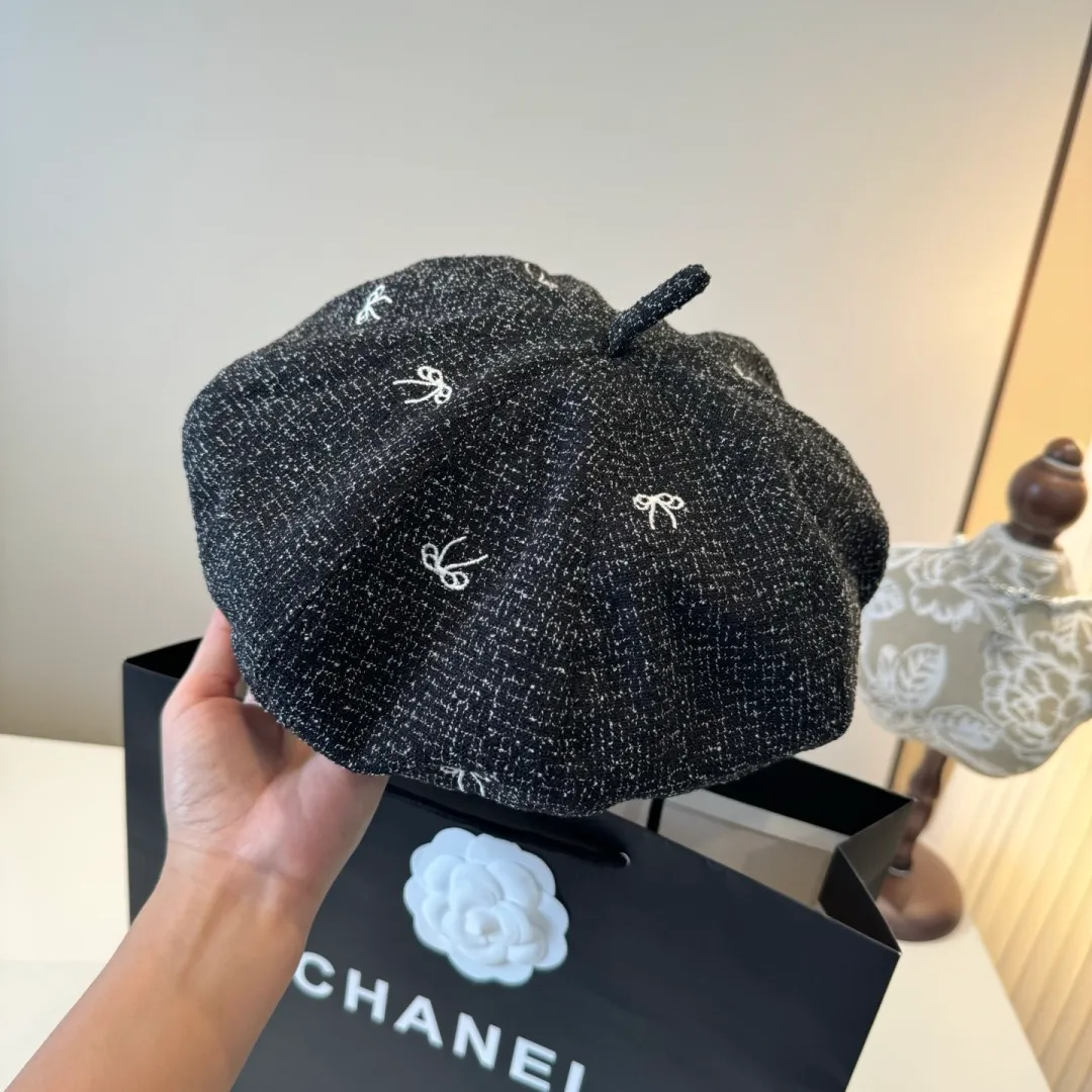 💰100¥ miumiu new beret, high-end customization, head circumference 57cm