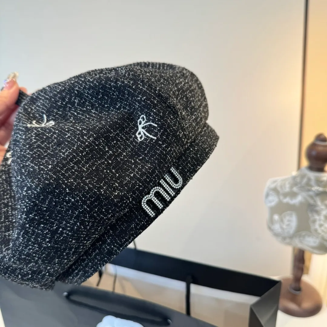 💰100¥ miumiu new beret, high-end customization, head circumference 57cm