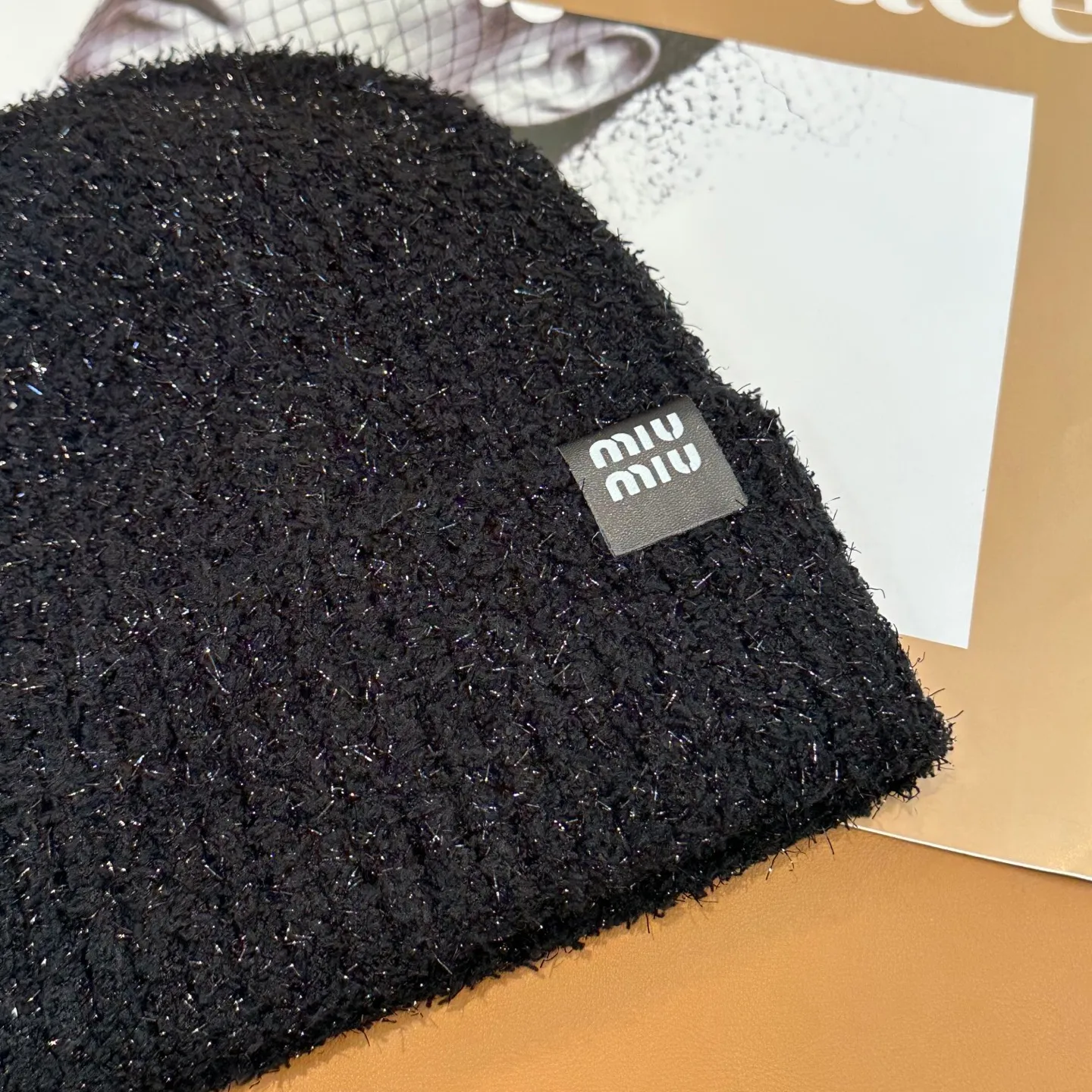 P56 miumiu’s popular knitted hat! So 🉑️, high-elastic fabric, classic colors, same style for men and women