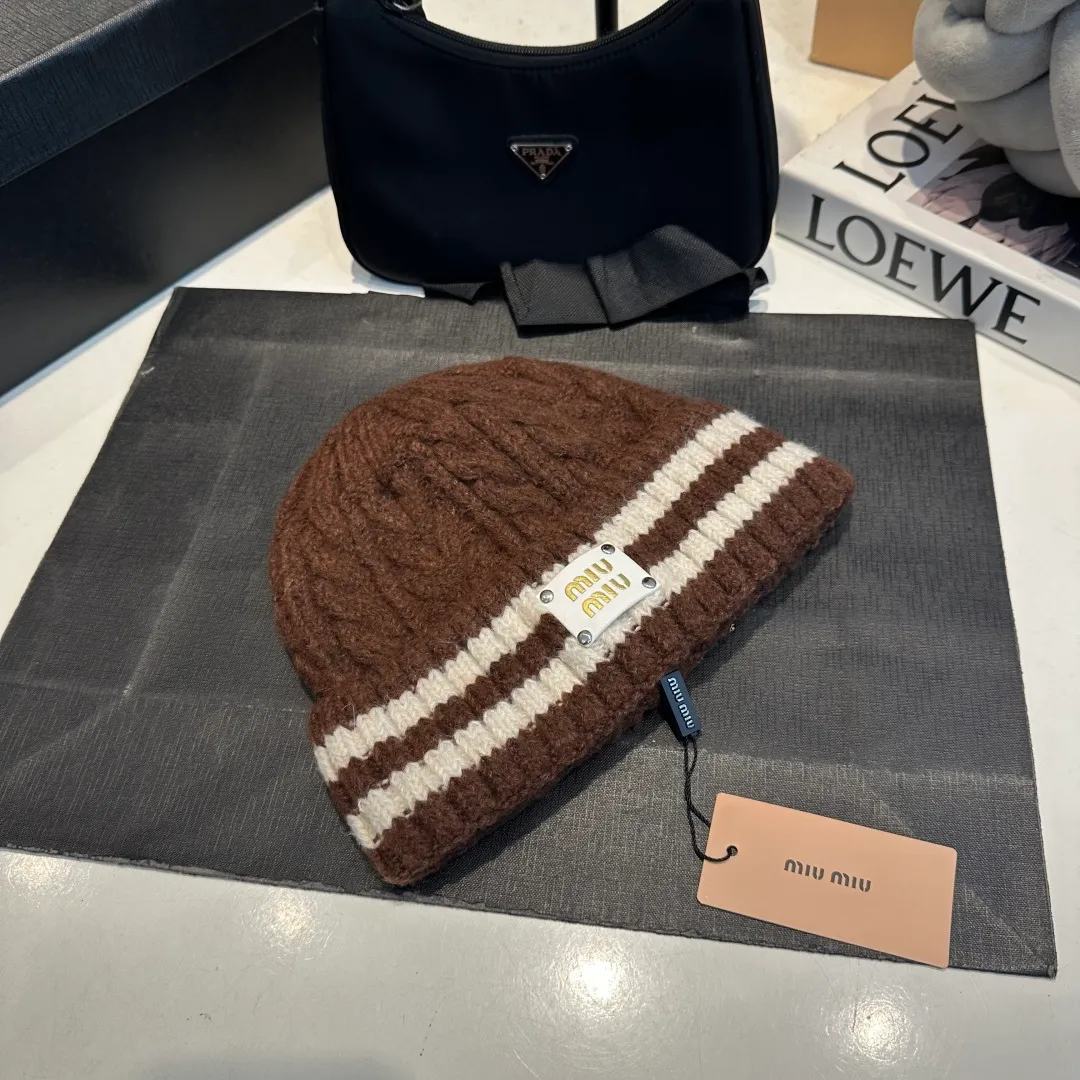 P60 miumiu new autumn and winter woolen hat