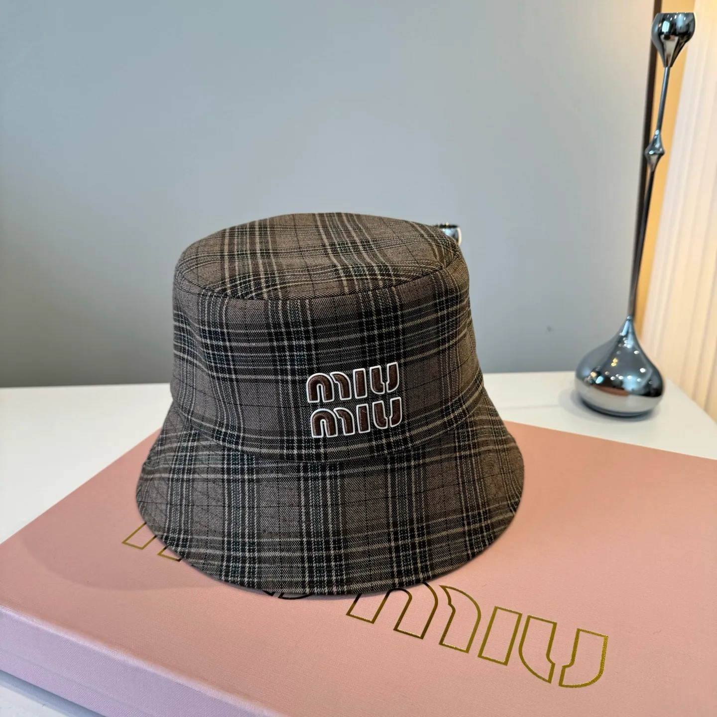 💰80¥ miumiu new fisherman hat, head circumference 57cm