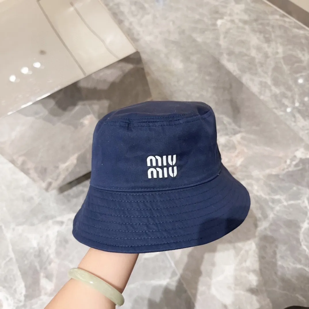 💰70 miumiu embroidered fisherman hat, big-name style, very easy to match, get it now!