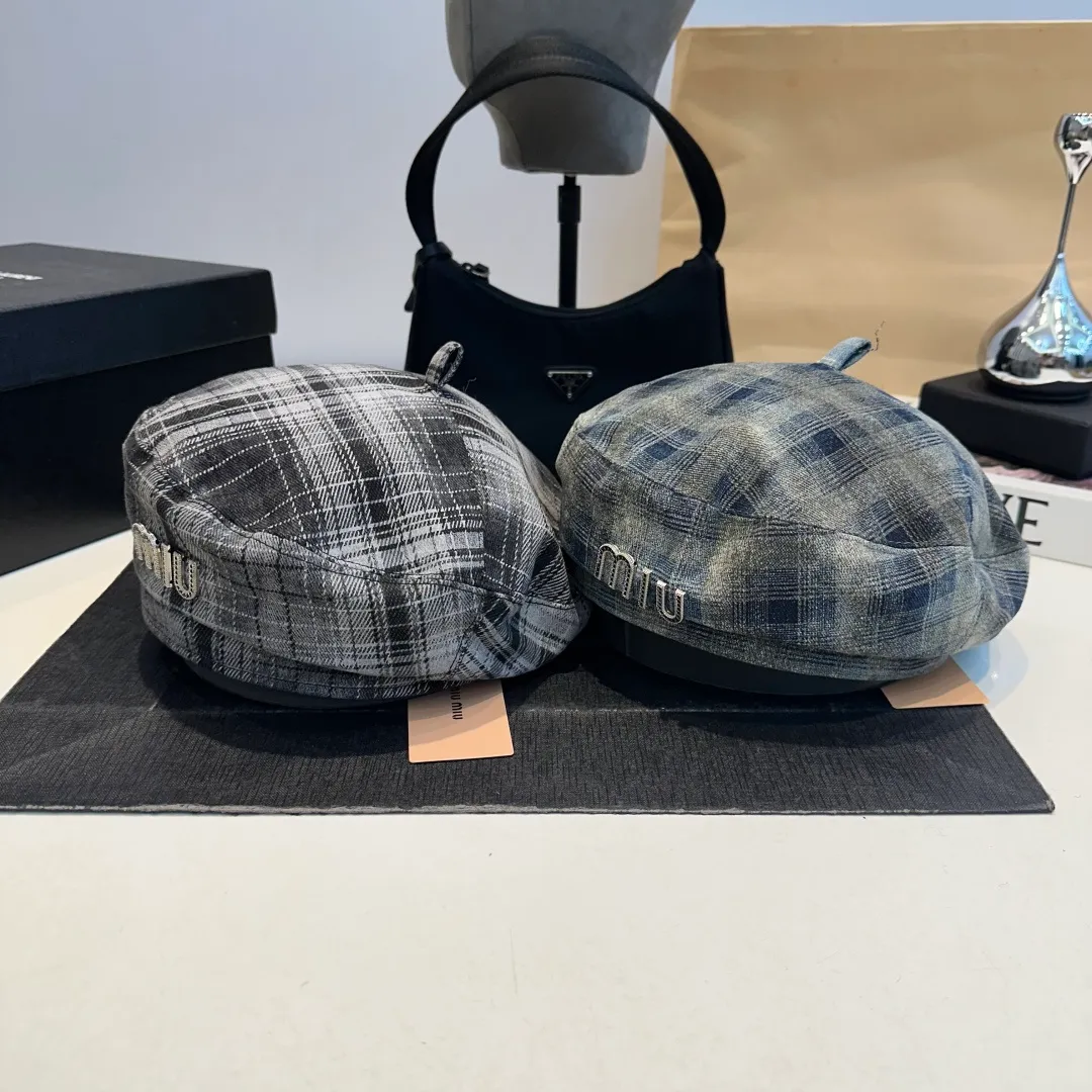 P60 miumiu autumn and winter new wool beret, official model, retro style sub-beret, head circumference 57cm