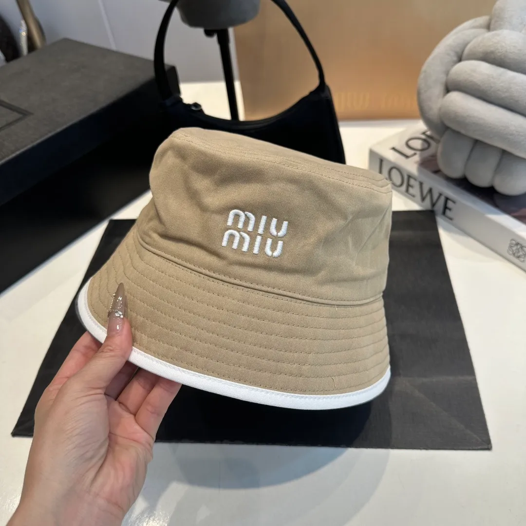 P90 miumiu 24ss new canvas bucket hat double-sided college style bucket hat, fresh and artistic