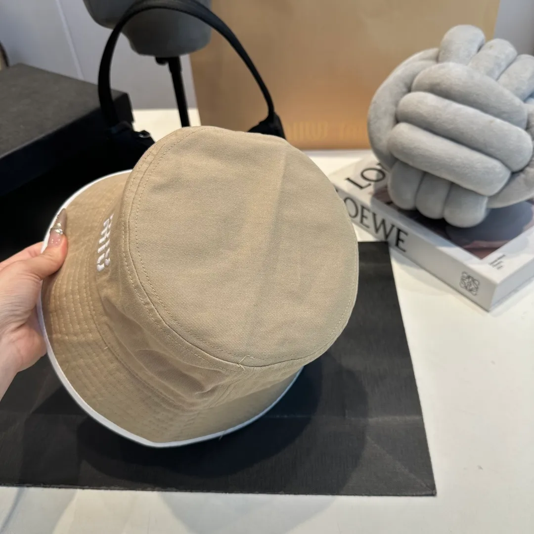 P90 miumiu 24ss new canvas bucket hat double-sided college style bucket hat, fresh and artistic