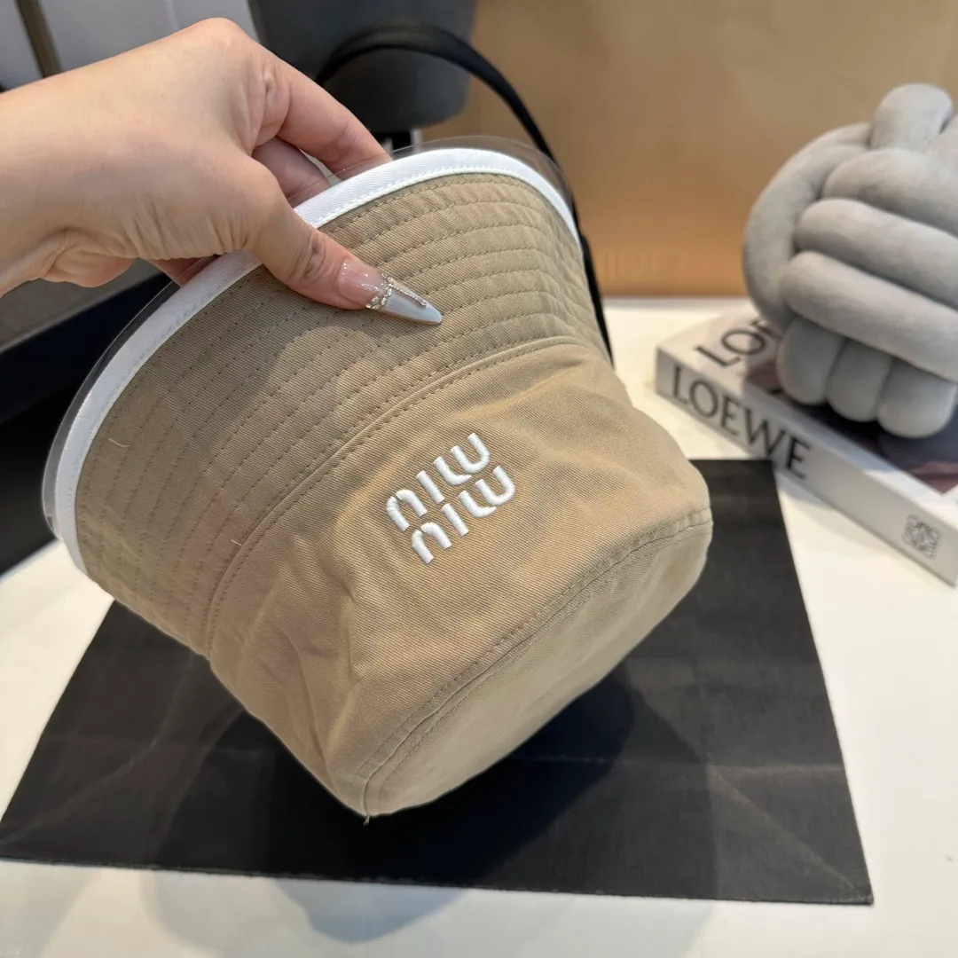 P90 miumiu 24ss new canvas bucket hat double-sided college style bucket hat, fresh and artistic