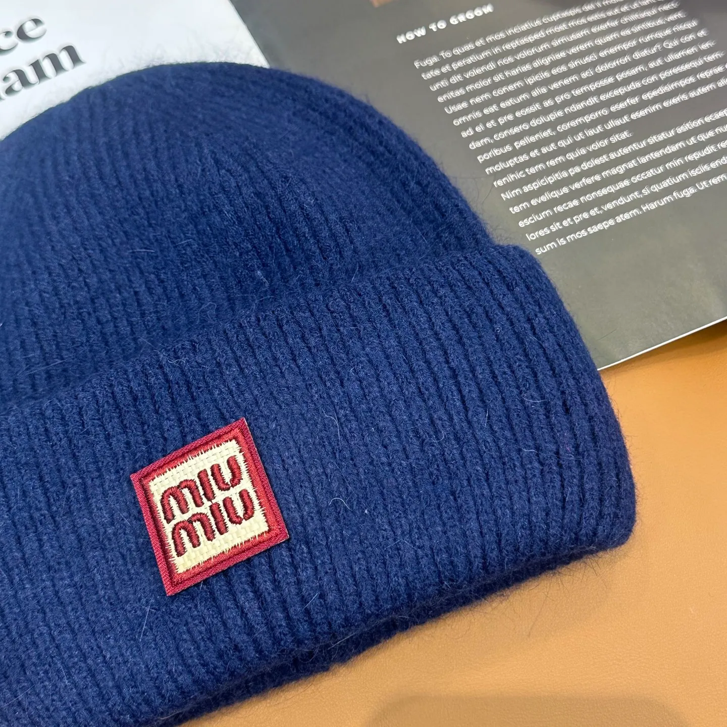 P50 miumiu Miu Miu counter's popular embroidered logo knitted hat! Xiaohongshu’s new product is released, it’s so 🉑️, high-elastic fabric, classic color