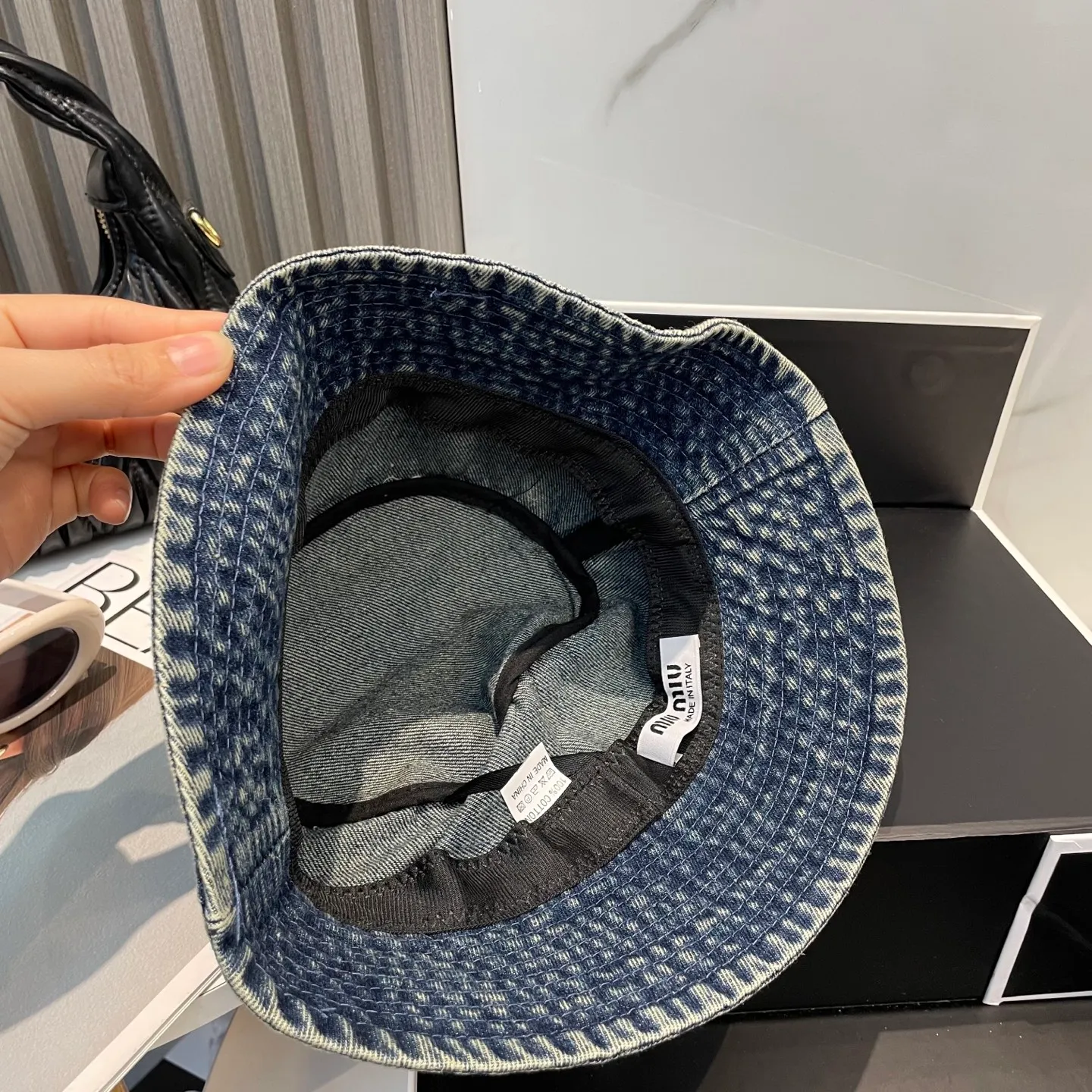 P66 💛 Comes with dust bag miumiu 2025 new washed soft denim men’s and women’s fisherman hat 🌈 Simple folding sunshade ~ a very textured one