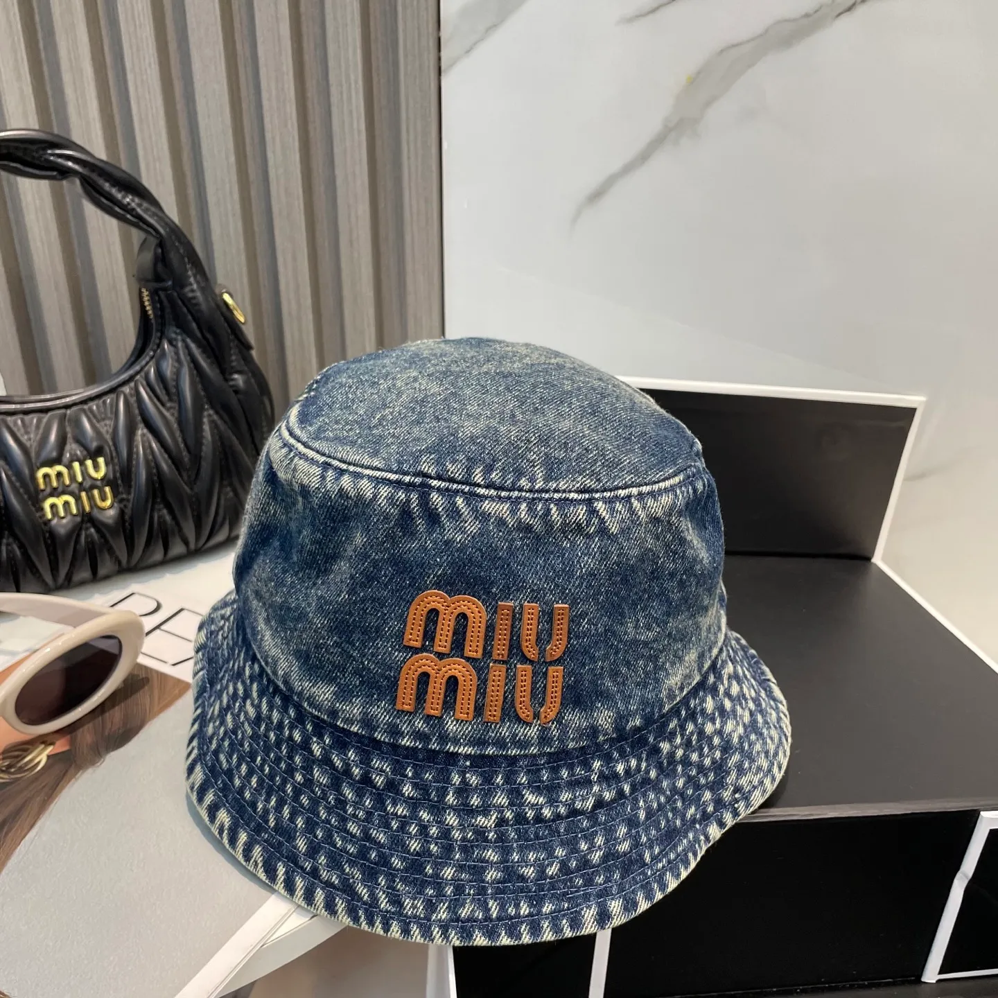 P66 💛 Comes with dust bag miumiu 2025 new washed soft denim men’s and women’s fisherman hat 🌈 Simple folding sunshade ~ a very textured one