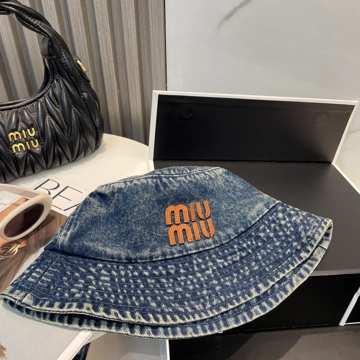 P66 💛 Comes with dust bag miumiu 2025 new washed soft denim men’s and women’s fisherman hat 🌈 Simple folding sunshade ~ a very textured one