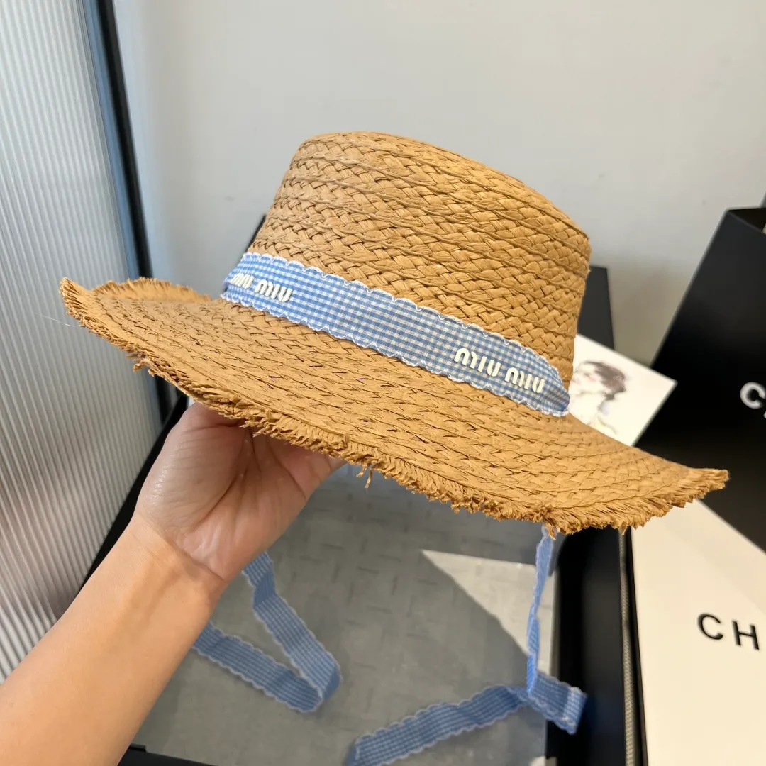 💰140¥ miumiu straw hat, flat top hat, head circumference 57cm