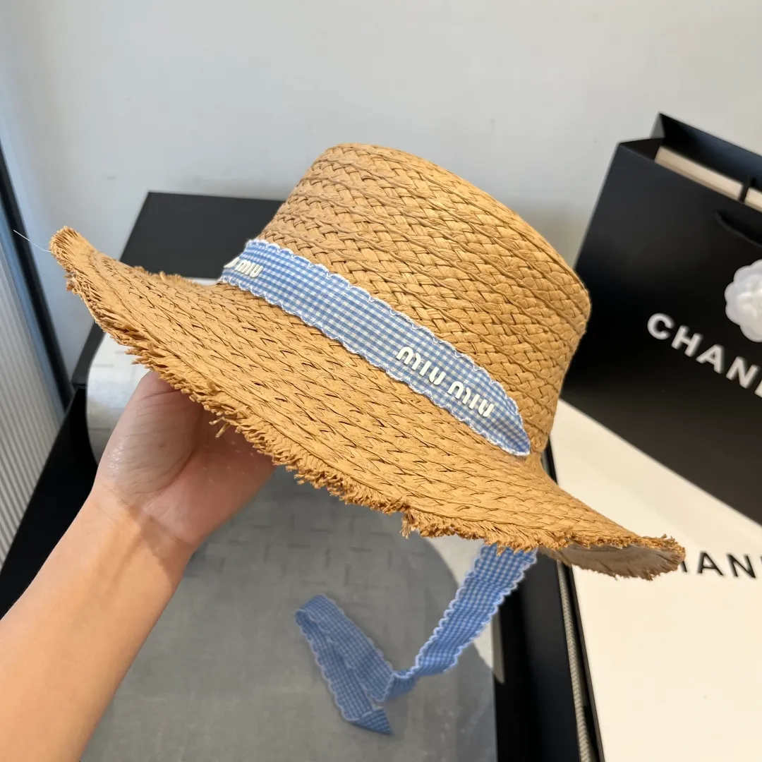 💰140¥ miumiu straw hat, flat top hat, head circumference 57cm