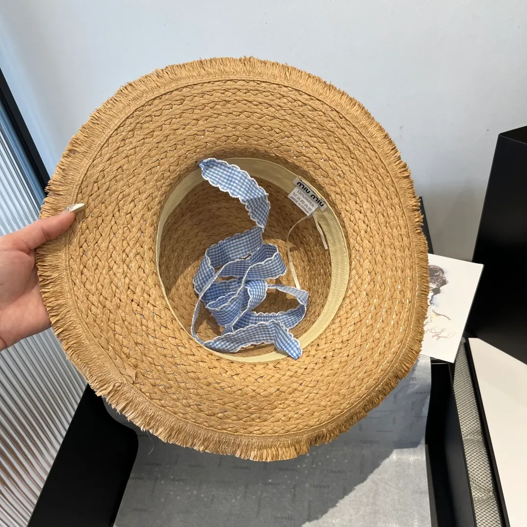 💰140¥ miumiu straw hat, flat top hat, head circumference 57cm