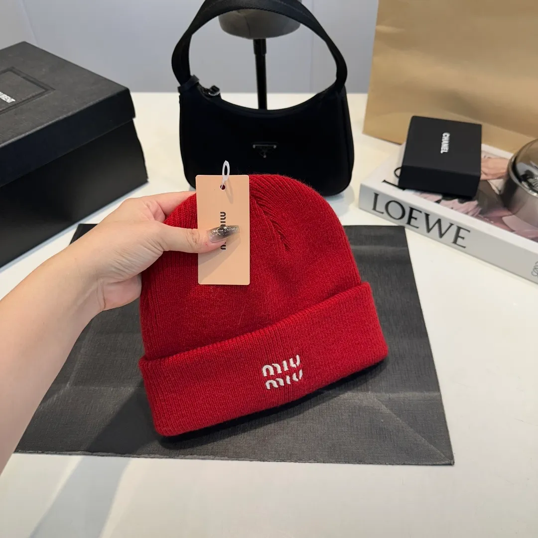 P60 miumiu new autumn and winter woolen hat