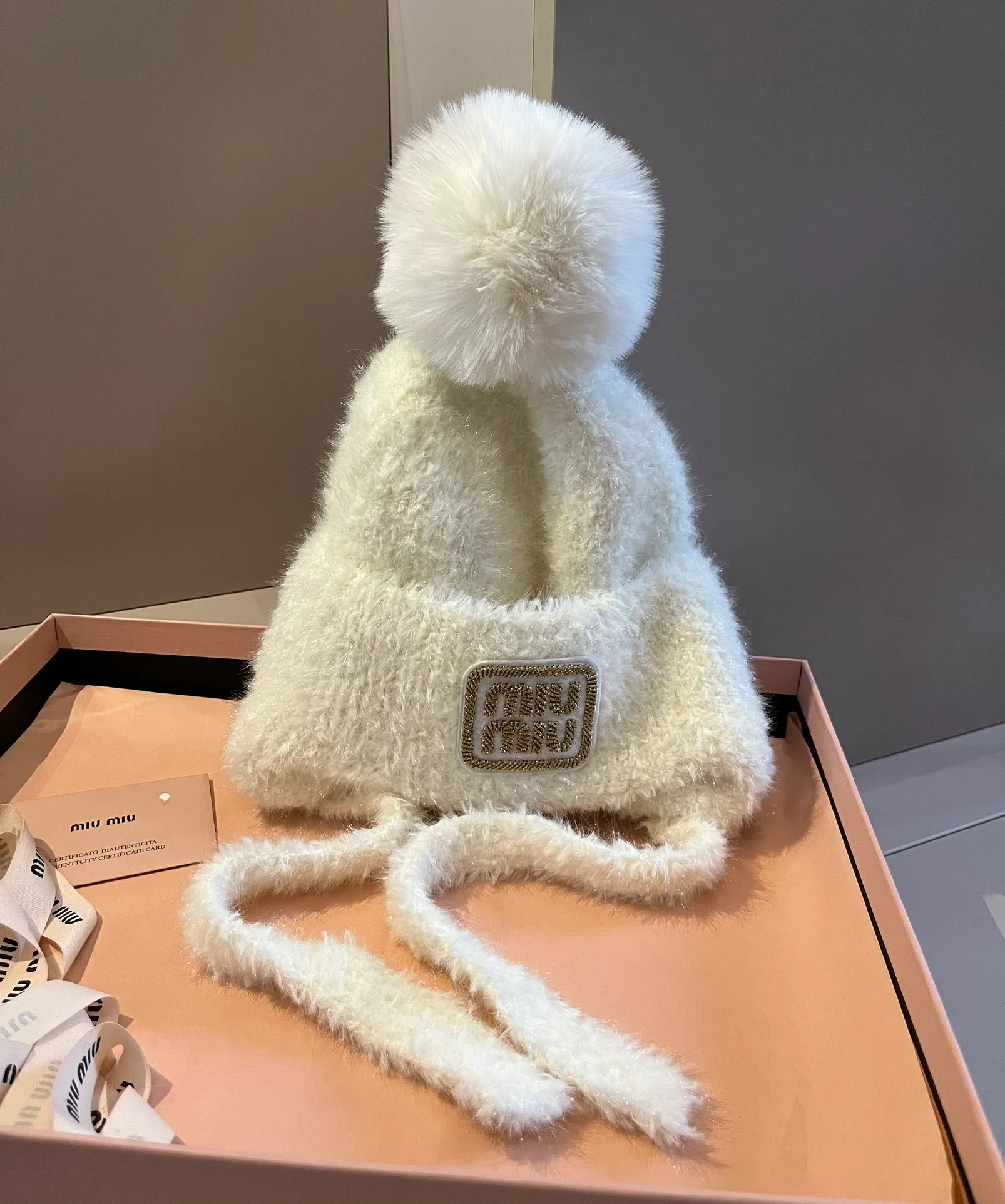 💰110¥ miumiu new ear protection hat, a must-have new style for autumn and winter
