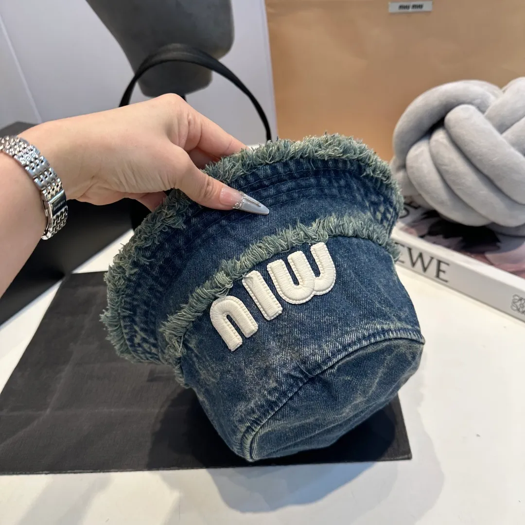 P70 miumiu high-end denim fisherman hat, original quality, head circumference 57cm