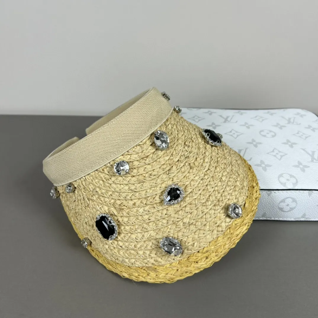 P90 comes with dust bag, miumiu high-end item 👍Sports and leisure empty top hat 🎩 The latest popular version of baseball cap 🌟 🎉 The shape of the hat is awesome 👍 Unisex couple style, a must-have artifact for travel [Naughty]