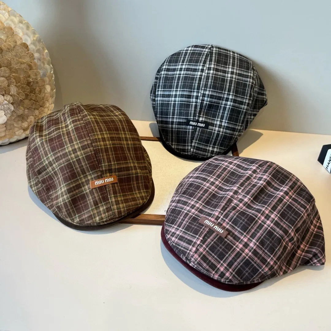 🉐150¥ miumiu duck bill forward cap, head circumference 58cm