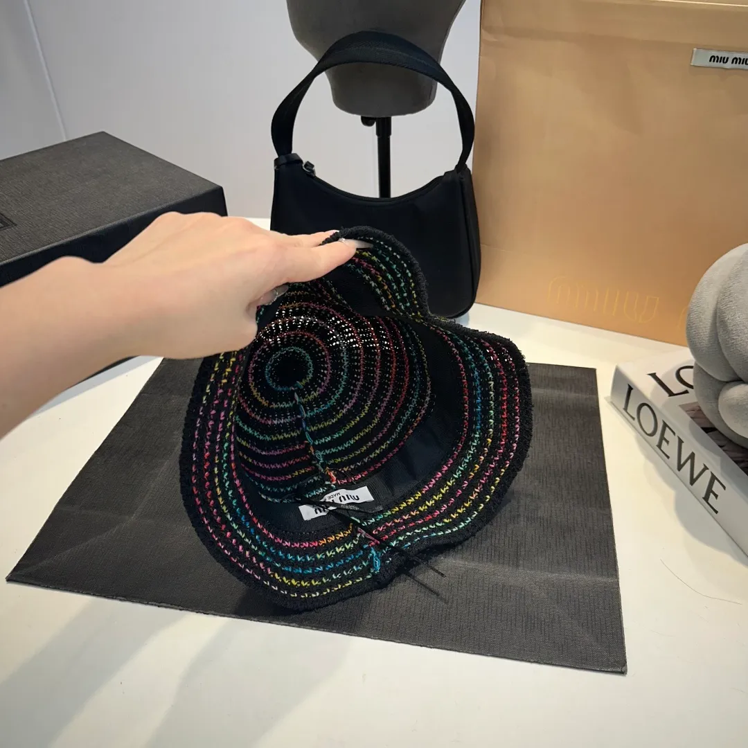 P60 miumiu new handhook fisherman hat