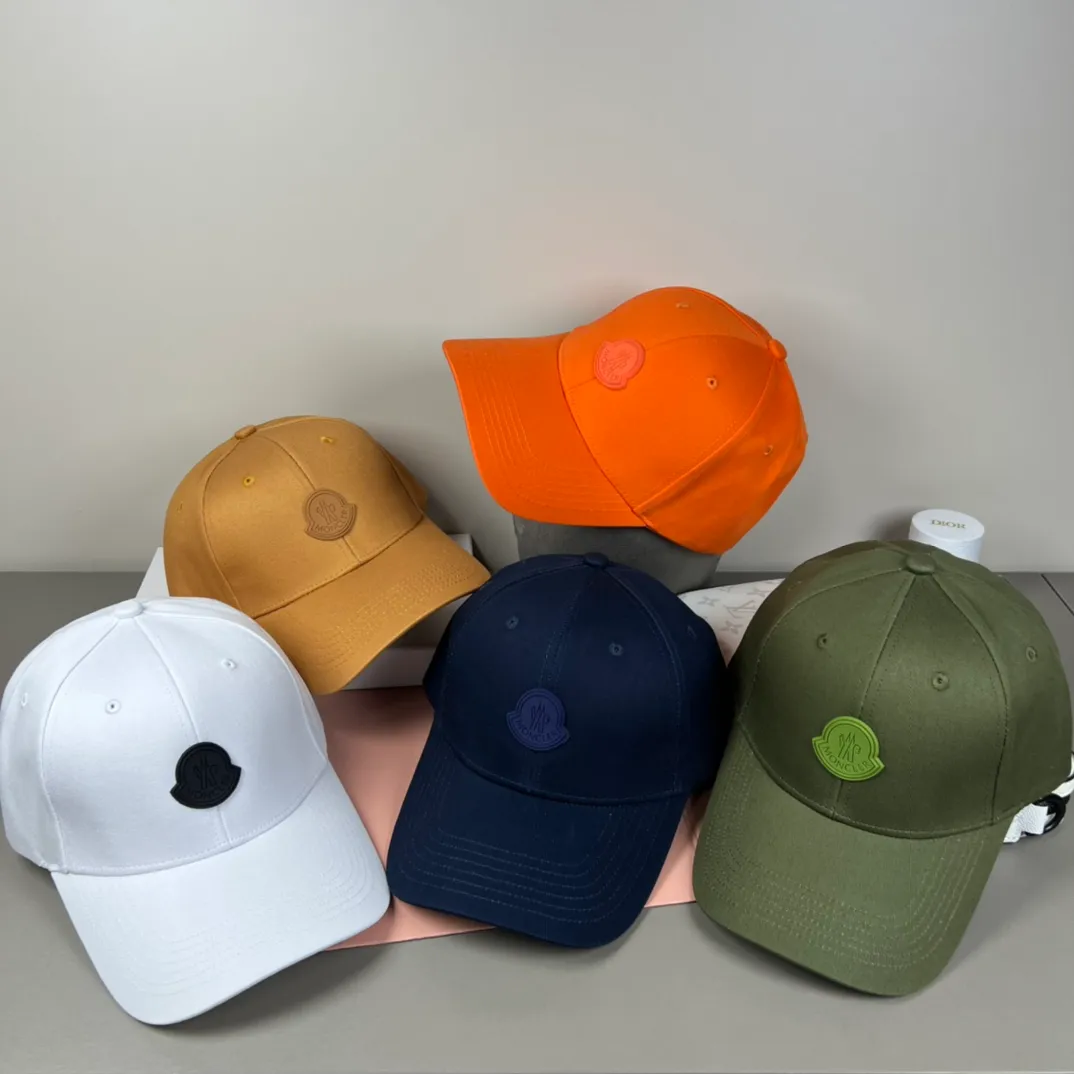 P76 comes with dust bag MONCLER mouth covering 🎩Good quality, high-end atmosphere, super popular 💖The texture is great, it is very easy to match when out on the street! Fashion trends! A must-have item for going out, the same style for men and women, get it now!
