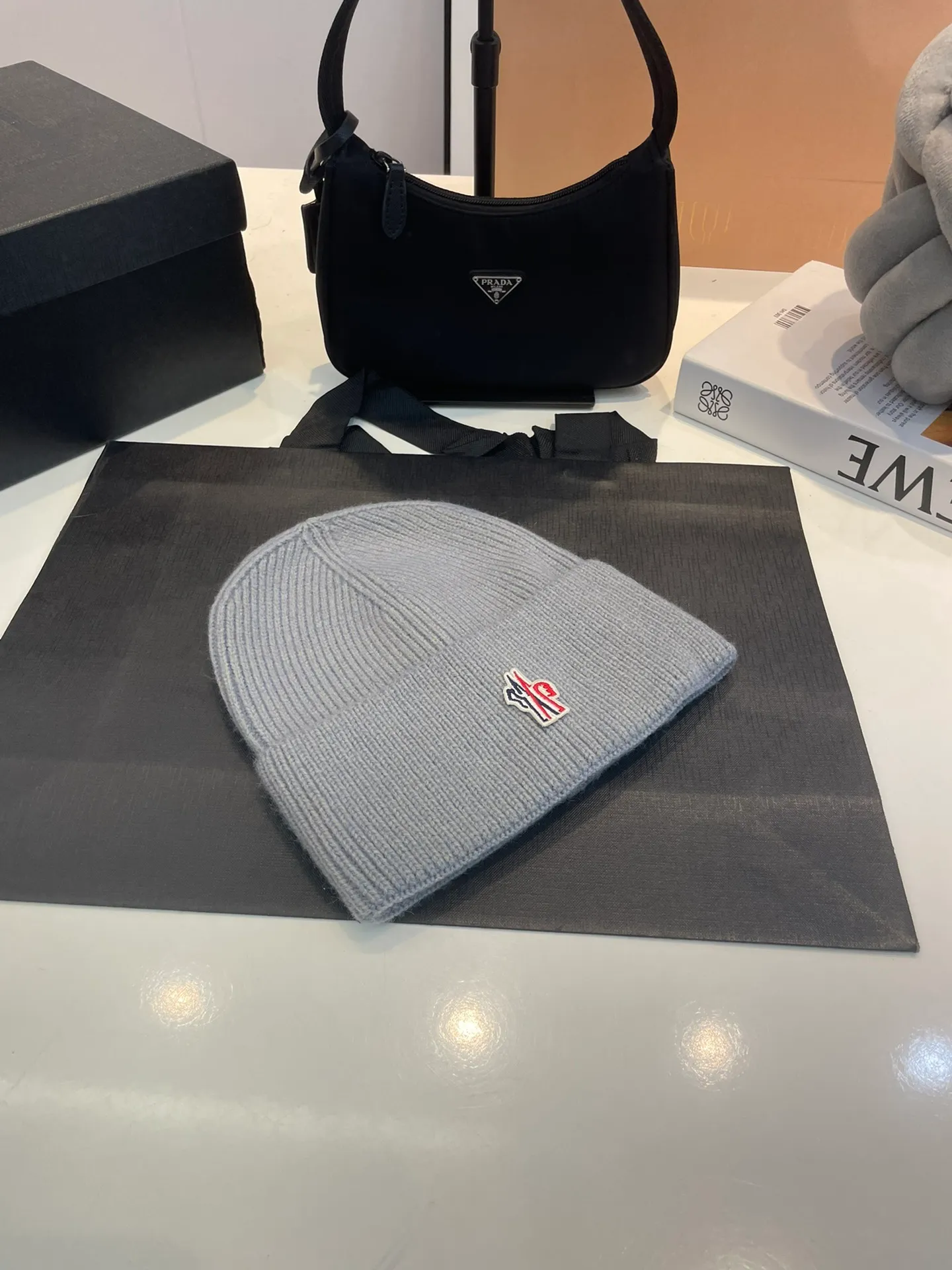 P40 MONCLER 2023 autumn and winter new knitted beanie hat, very popular 💖 first-class texture, very easy to match on the street!