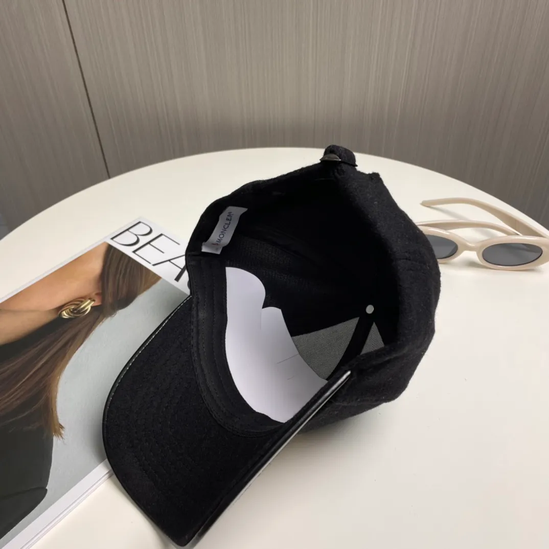P66 MONCLER new wool baseball cap for autumn and winter, suitable for young and fashionable people, with strong visual effect, three-dimensional letters, good-looking and high-quality!