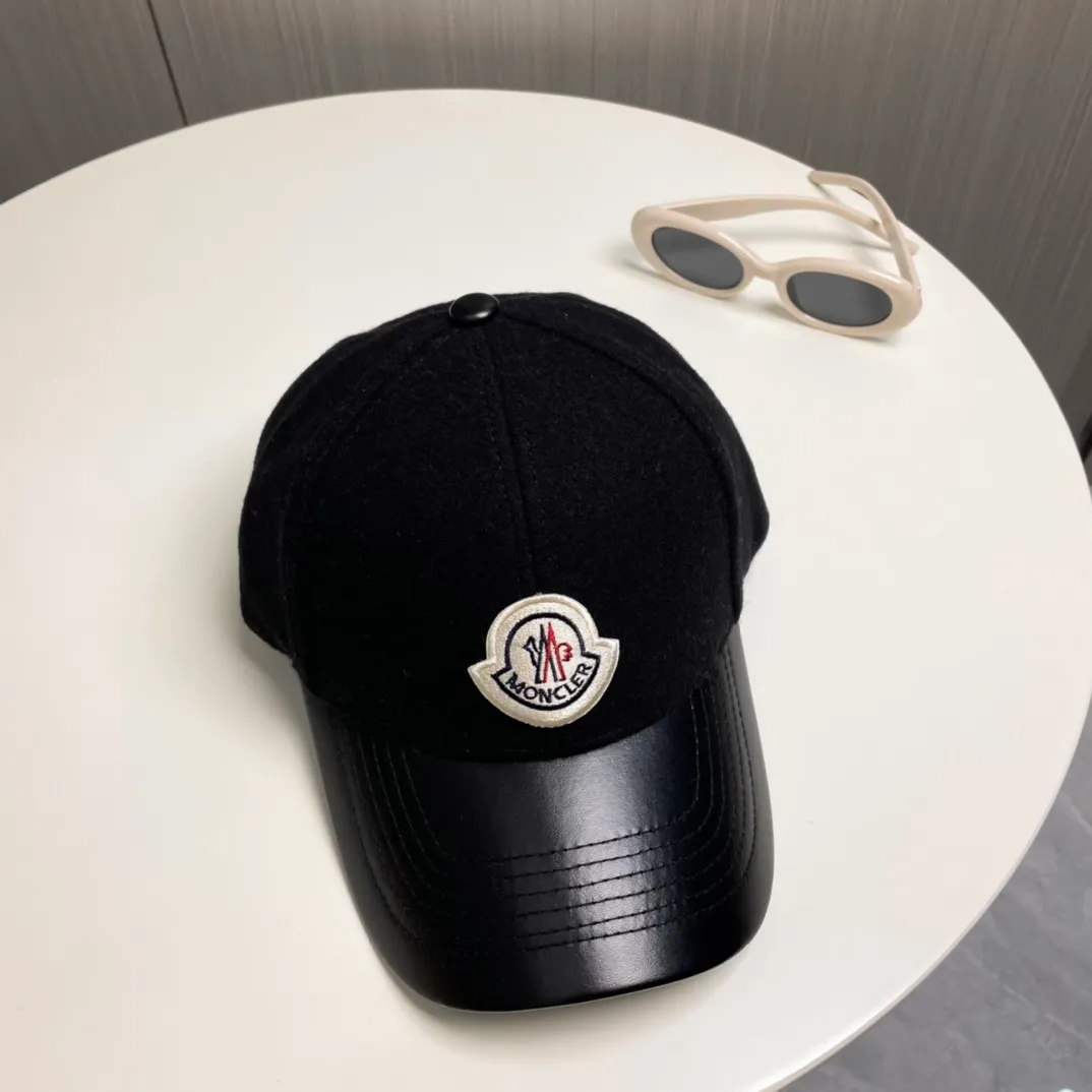 P66 MONCLER new wool baseball cap for autumn and winter, suitable for young and fashionable people, with strong visual effect, three-dimensional letters, good-looking and high-quality!