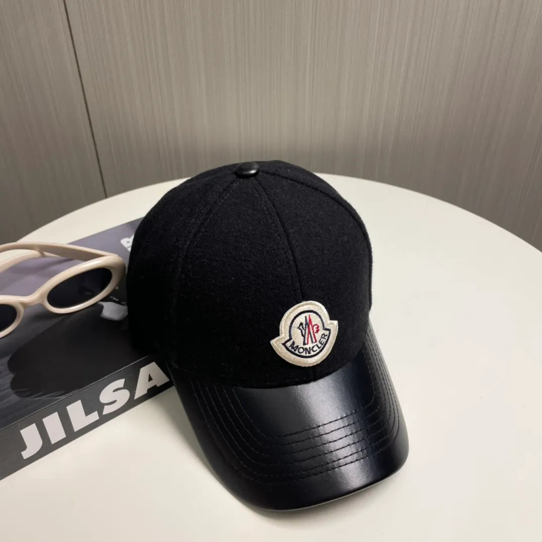 P66 MONCLER new wool baseball cap for autumn and winter, suitable for young and fashionable people, with strong visual effect, three-dimensional letters, good-looking and high-quality!