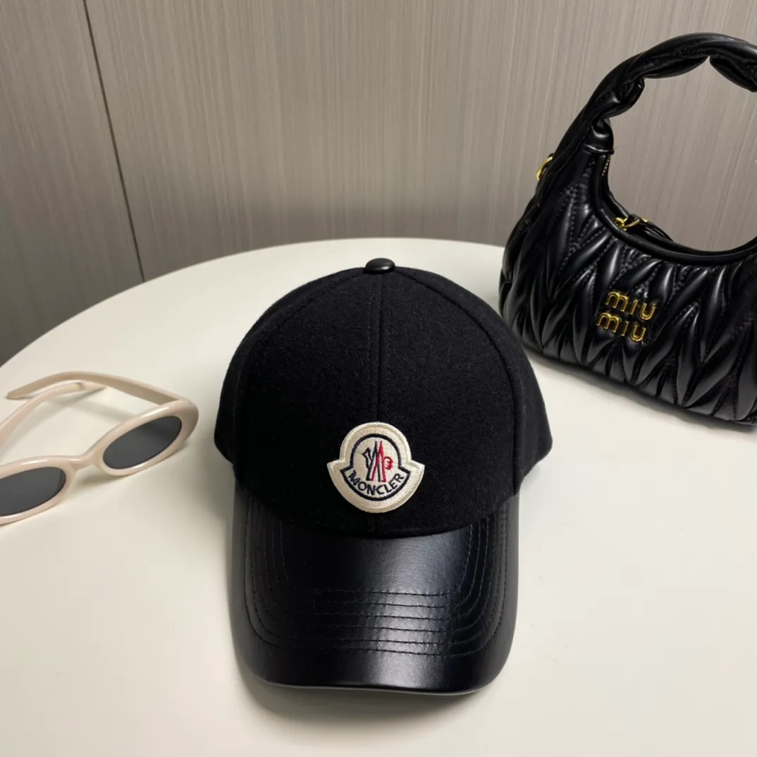 P66 MONCLER new wool baseball cap for autumn and winter, suitable for young and fashionable people, with strong visual effect, three-dimensional letters, good-looking and high-quality!